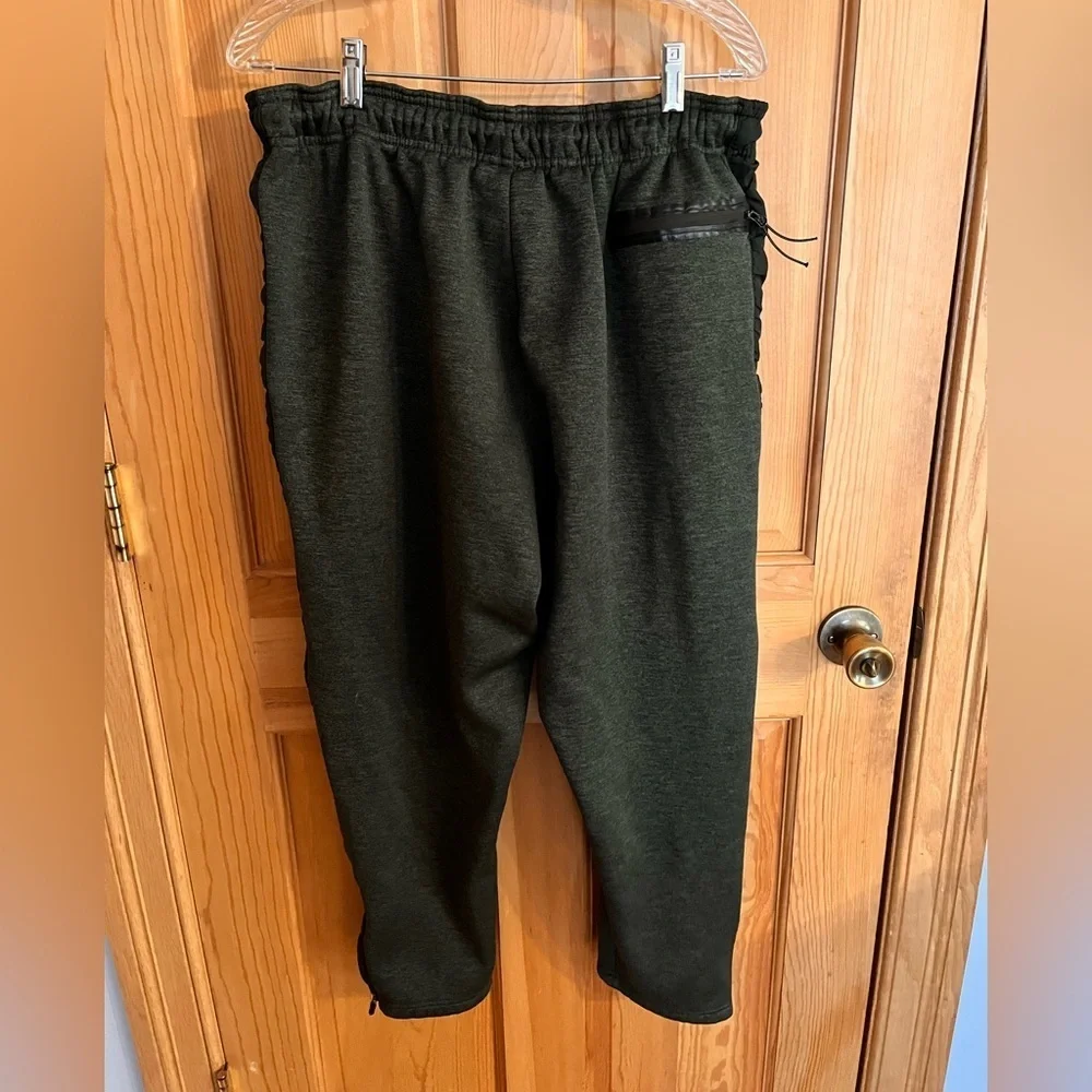 Reebok Gray Black Drawstring Comfort Size 2XL Joggers w Racing Stripes 3 Pockets